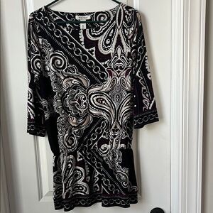 White House Black Market Black and White Tunic